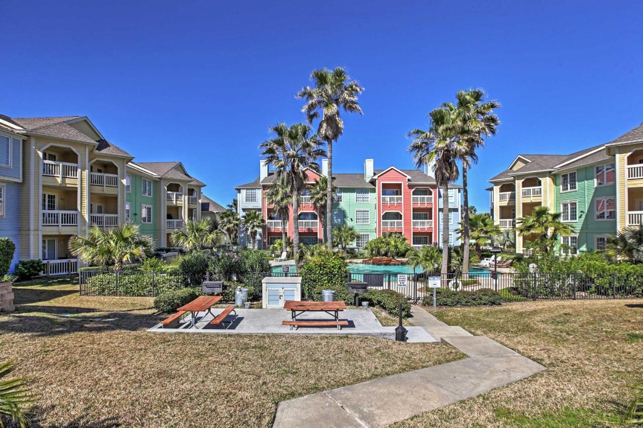 Colorful Galveston Retreat Steps From Beach And Pool Bagian luar foto